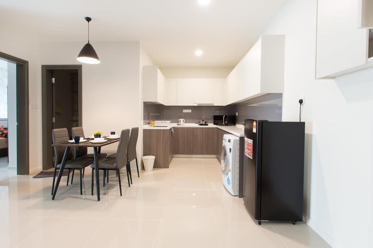 Modern, High Floor Suasana Suites 05 In Jb Johor Bahru Zewnętrze zdjęcie